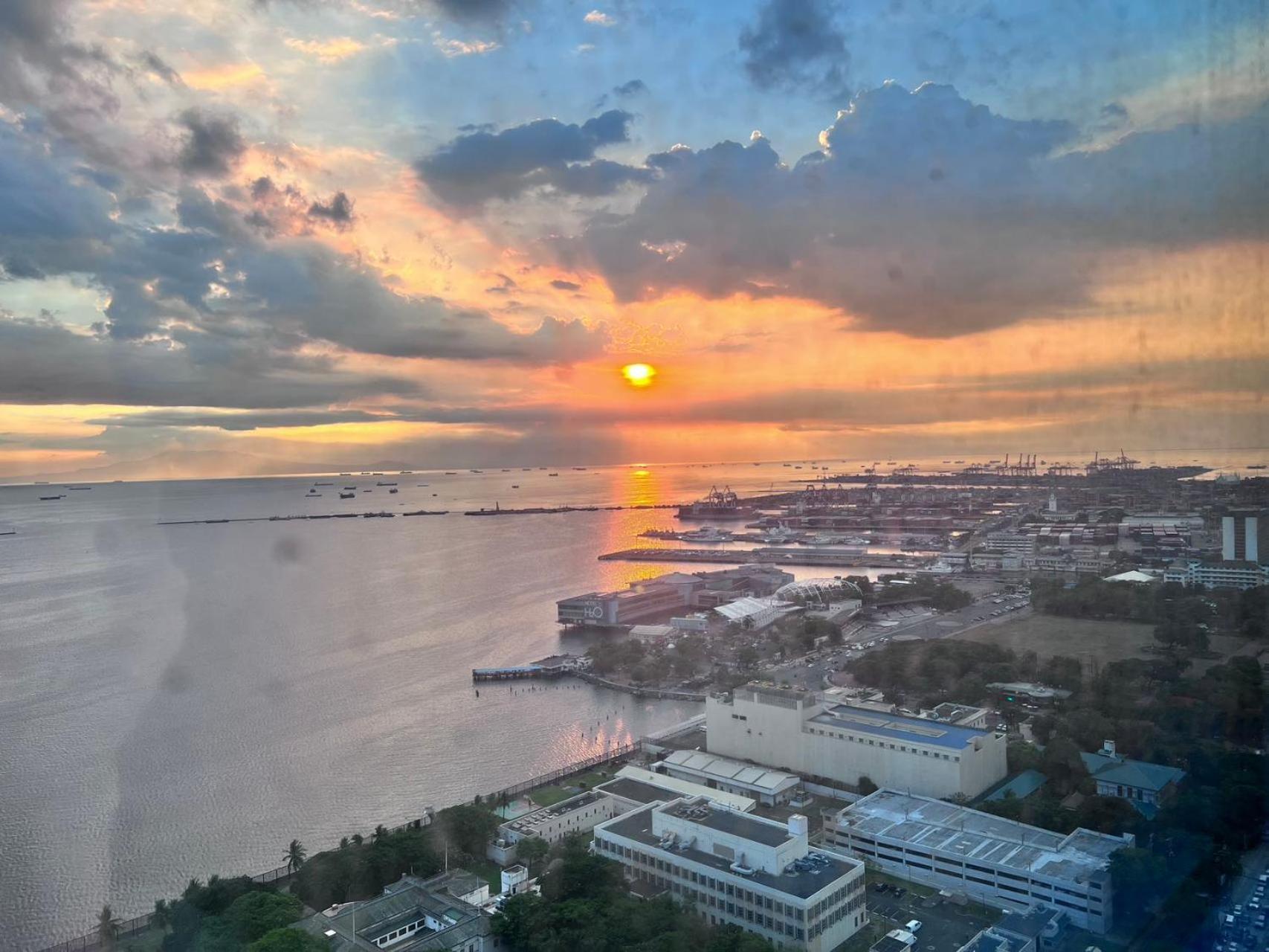 Dreamy Sunset Bay Aparthotel Manila Luaran gambar